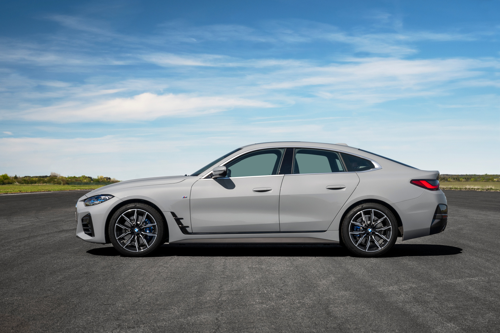 SMALL_P90424594_highRes_the-all-new-bmw-430i